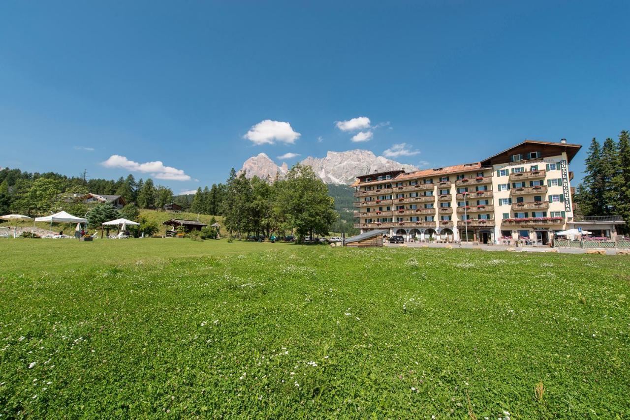 Hotel Villa Argentina Cortina d'Ampezzo Exterior photo